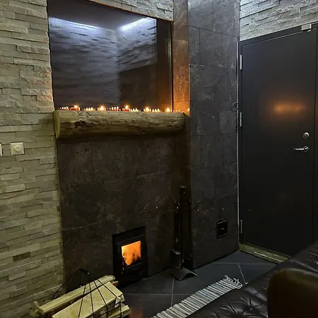 Nyaraló A Cozy And Spacious Three-bedroom Semi-detached House Awaits Guests *