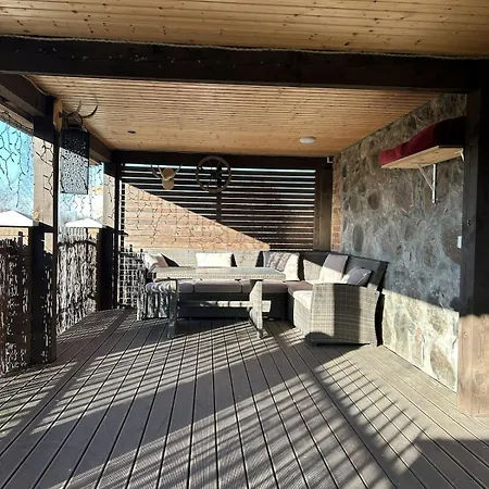A Cozy And Spacious Three-bedroom Semi-detached House Awaits Guests Nyaraló Vesneri